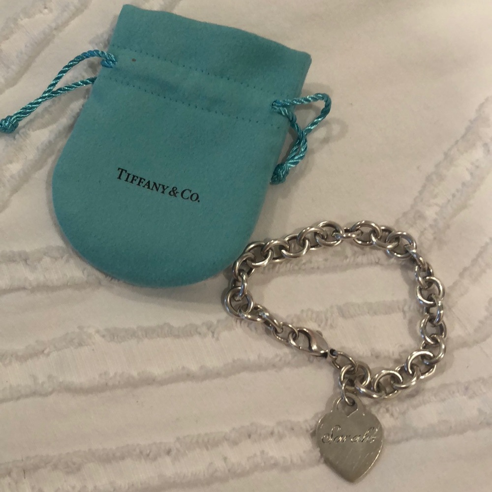 SARAH TIFFANY & CO